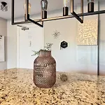 Atl Downtown 2 Bedroom Condo Free Parking Lm302