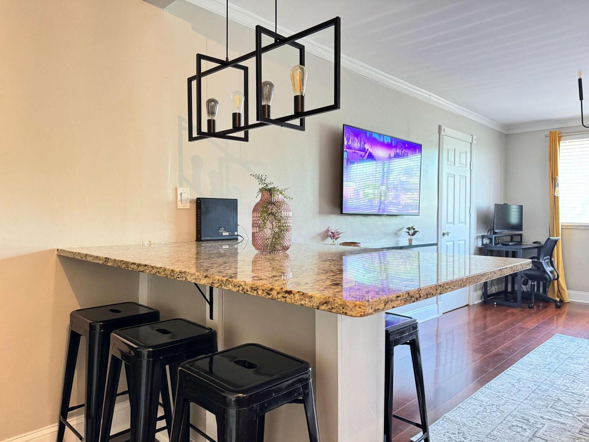 Atl Downtown 2 Bedroom Free Parking Lm302 * Atlanta